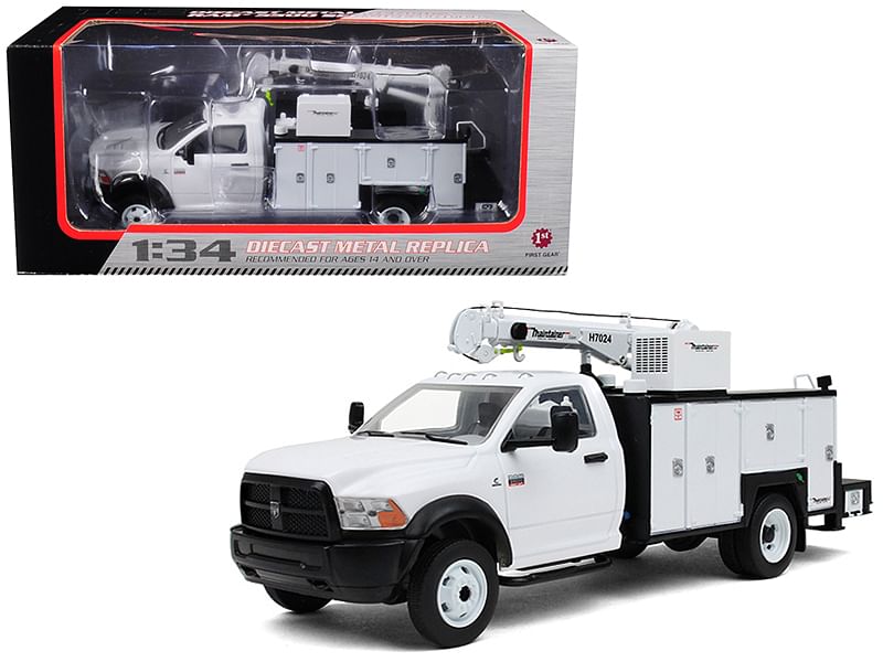 RAM 5500 with Maintainer Service Body White 1/34 Diecast Model by First Gear